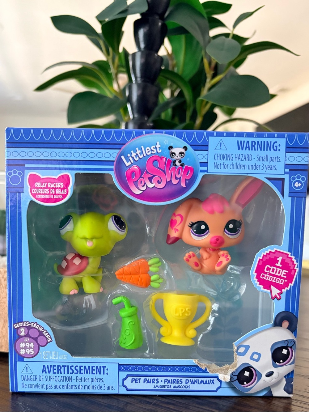 Littlest Pet Shop Green Turtle & Orange-Pink Bunny Playset